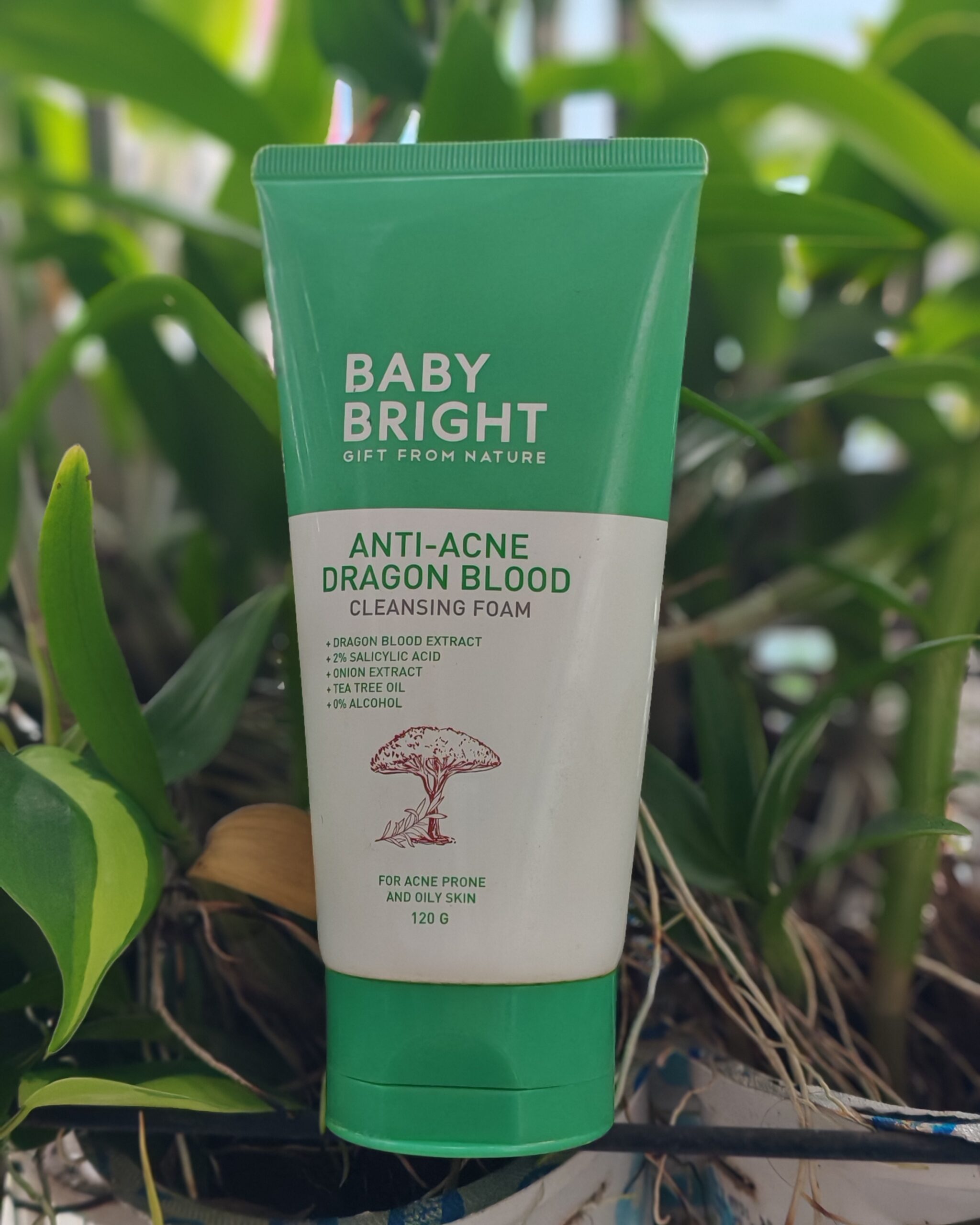 Baby Bright Anti-Acne Dragon Blood Cleansing Foam (120g)